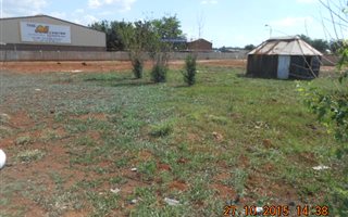1818 m² Land available in Noldick