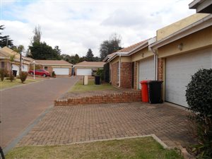 3 Bed Cluster in Pomona