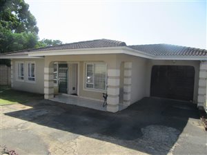 3 Bedroom Simplex in Effingham