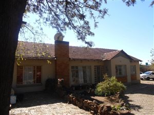 1.6 ha Farm in Randfontein