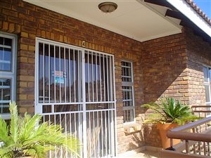 2 Bed Townhouse in Birchleigh