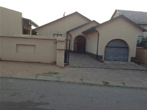 3 Bedroom House in Orlando West