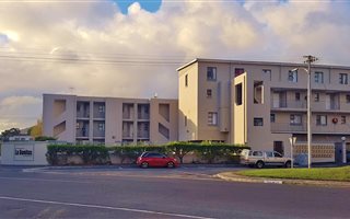 2 Bedroom Apartment in Parow