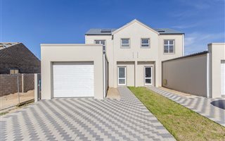 2 Bedroom House in Northern Paarl