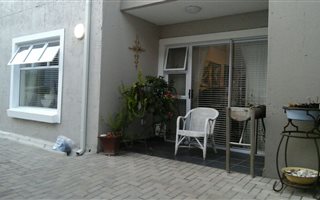 2 Bedroom Apartment in Island View