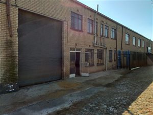 503 m² Industrial space in Devland