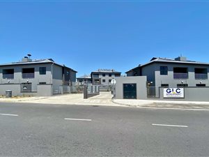 2 Bed Apartment in Protea Heights