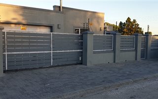 3 Bedroom House in Bishop Lavis