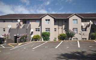 3 Bedroom Apartment in Umgeni Park