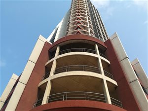 640 m² Commercial space in Point