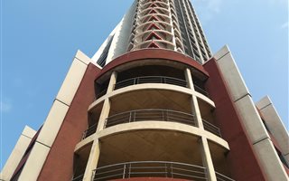 640 m² Commercial space in Point