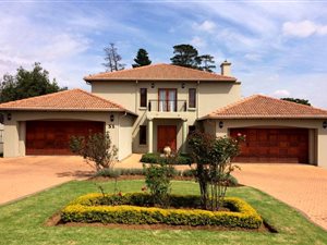 4 Bed House in Eagle Canyon Golf Estate