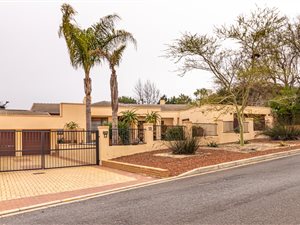 4 Bed House in Eversdal