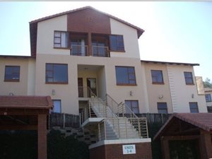 3 Bed Apartment in Azaleapark