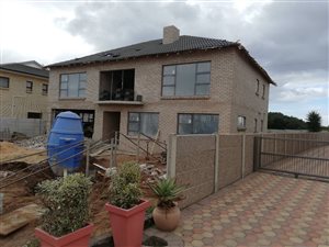 4 Bed House in Reebok