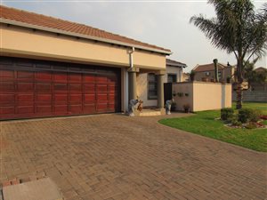 3 Bed Cluster in Pomona