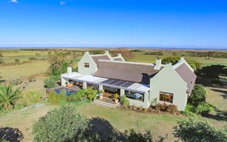 74.8 ha Farm in Humansdorp