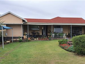 4 Bed House in Bisley