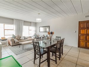 3 Bed Apartment in Lakefield
