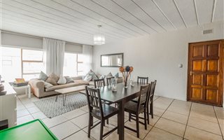 3 Bedroom Apartment in Lakefield