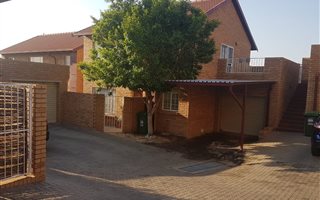 2 Bedroom Townhouse in The Reeds