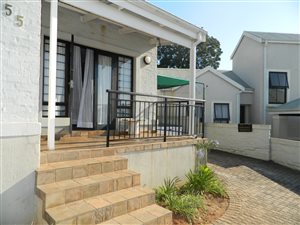 2 Bed Townhouse in White River Central