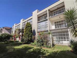 2 Bed Duplex in Bedford Gardens