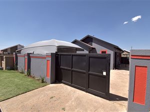 2 Bed House in Windmill Park