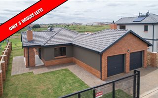 3 Bedroom House in Olifantsfontein