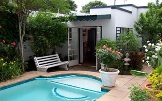 1 Bedroom Garden Cottage in South Kensington