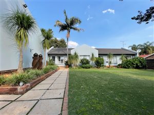 5 Bed House in Rietvalleipark