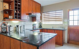 2 Bedroom Townhouse in Dowerglen and Ext