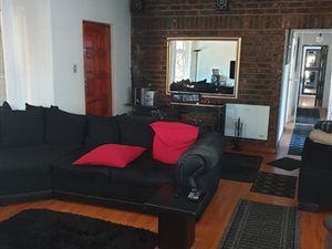 3 Bed House in Riamarpark