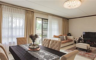 3 Bedroom Townhouse in Carlswald Estate
