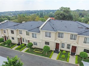3 Bed Townhouse in Carlswald Estate