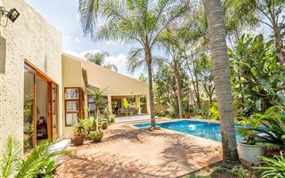 3 Bedroom House in Fourways Gardens