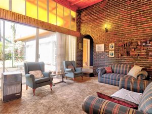 4 Bed House in Horison Park