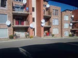 2 Bed Flat in Halfway House