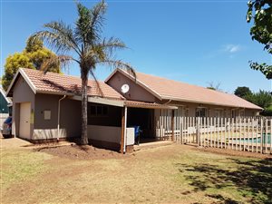 4 Bed House in Mayberry Park