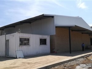 2000 m² Commercial space in Cato Manor