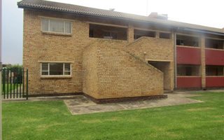 2 Bedroom Apartment in Vereeniging