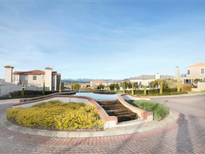 3 Bed House in Avalon Estate
