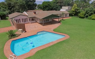 5 Bedroom House in Hillcrest Central