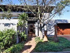 4 Bed House in Hawaan Forest Estate