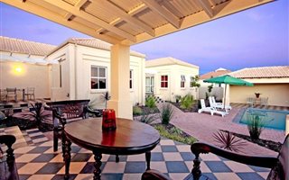 2 Bedroom Apartment in Somerset Ridge