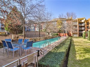 2 Bed Apartment in Melrose Arch