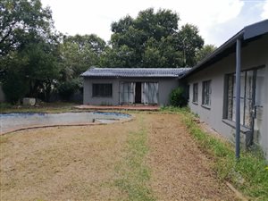 4 Bed House in Dersley