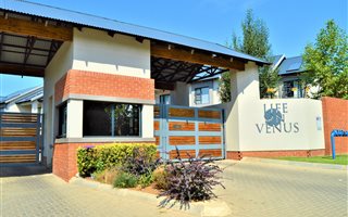 2 Bedroom Apartment in Atlasville