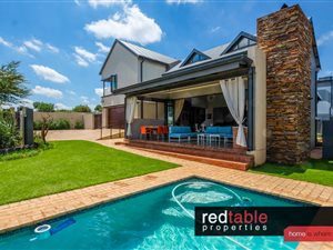4 Bed House in The Hills