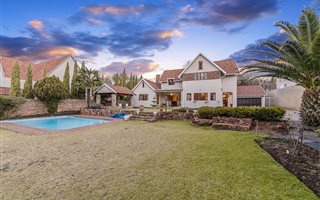 5 Bedroom House in Saxonwold